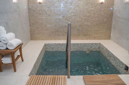 Mikvah Mei Menachem